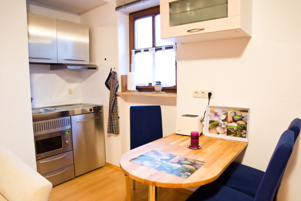 Ferienwohnung 3: Essplatz an der Kochnische